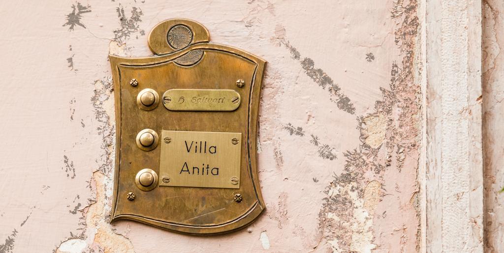 Villa Anita Rooms Болзано Екстериор снимка