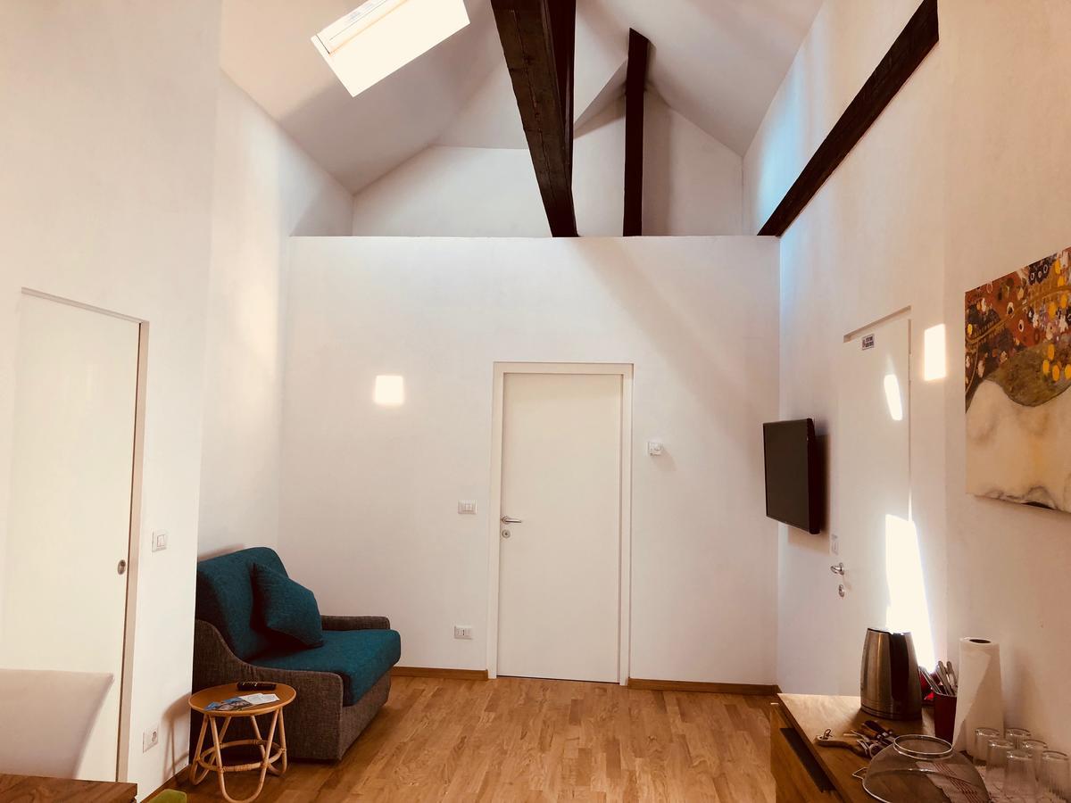 Villa Anita Rooms Болзано Екстериор снимка