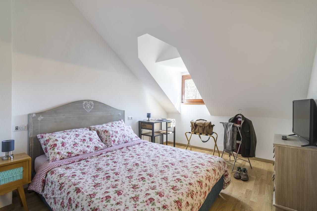 Villa Anita Rooms Болзано Екстериор снимка