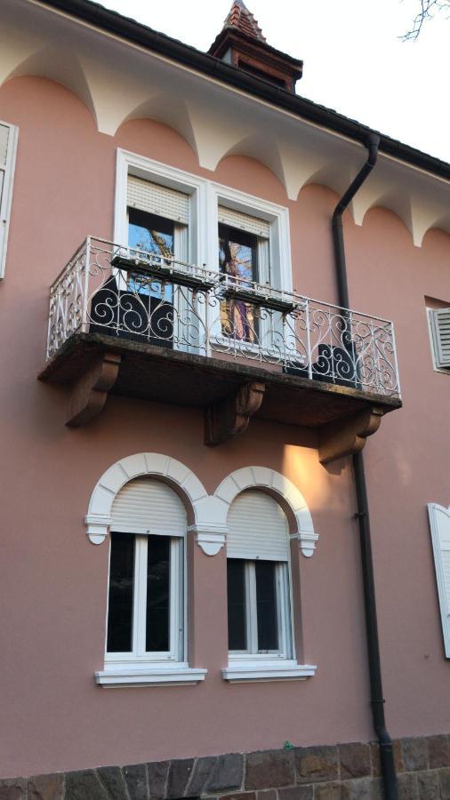 Villa Anita Rooms Болзано Екстериор снимка